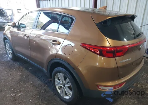 2018 Kia Sportage Lx z USA, uszkodzony, nr VIN KNDPMCAC0J7304855